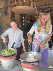 saliva-kaplan-beim-kochen-inchiang-mai